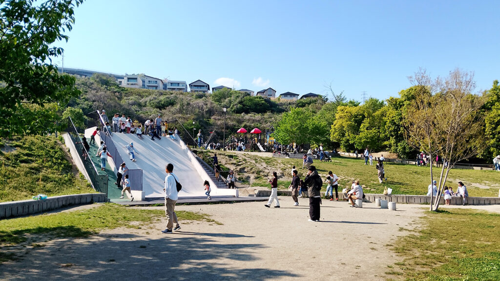 35_彩都なないろ公園_全体